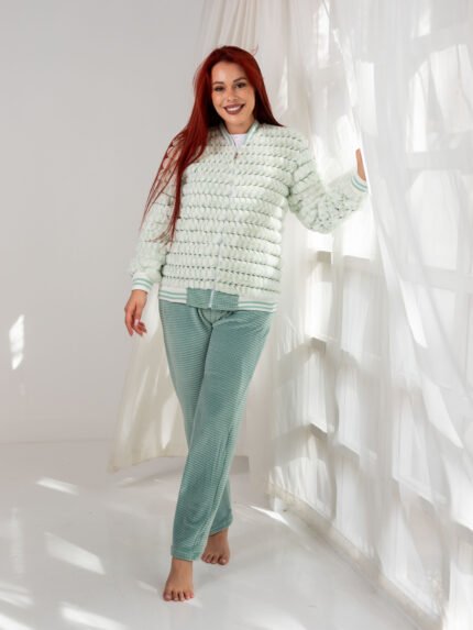 طقم بيجامة منفوش